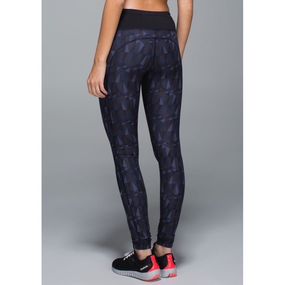 LULULEMON Speed Tight II Luxtreme Leggings‎ Stained Glass Love Nightfall Sz 0-2 - Picture 2 of 10
